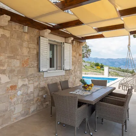 Emerald Eco Casa vacanze Novo Selo (Brac)